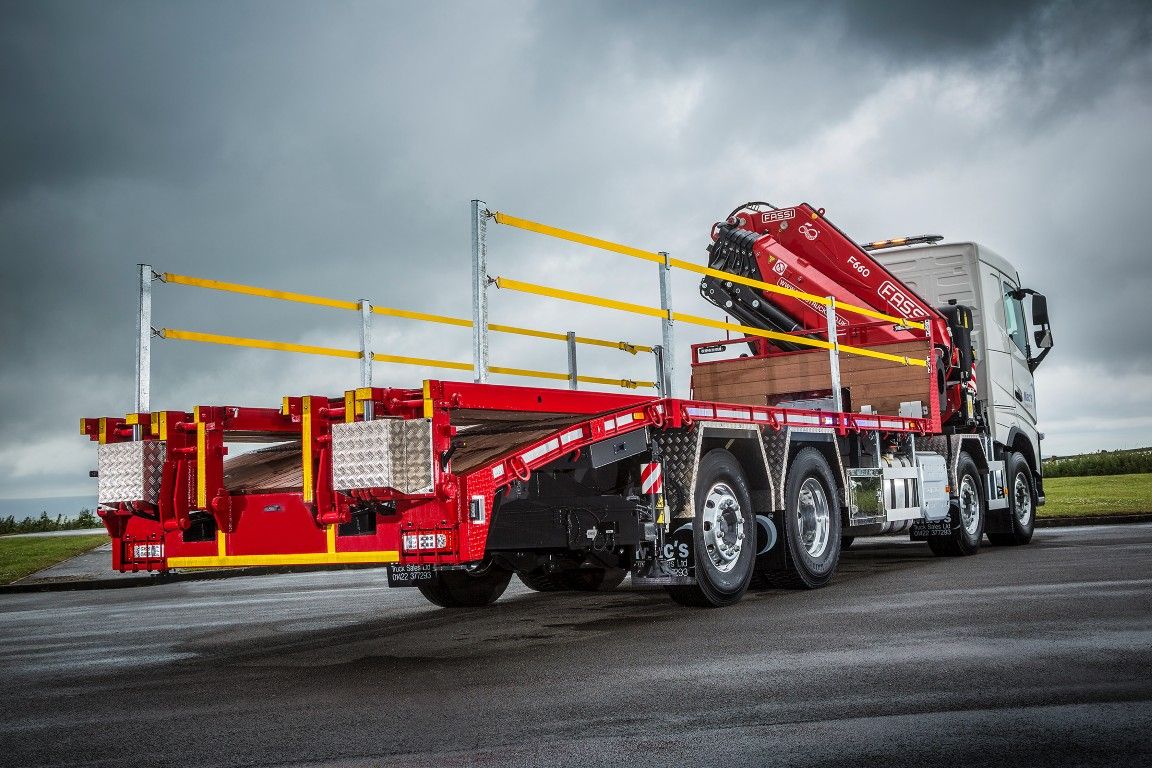 Crane Lorry Hire Long & Short Term Truck Leases With UK Wide Delivery