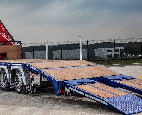 Crane Truck Hire with Cheesewedge