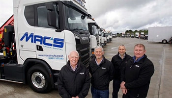 Macs-Truck-Rental-About (3) Macs Truck Rental About Us Photo of Team or Truck Workshop